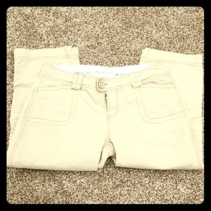 Maurices Side Slit Capri in 9/10